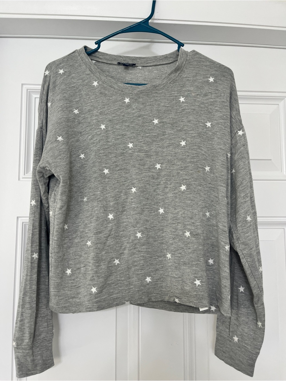 Splendid Star Embroidered Pullover Top Long Sleeve XS